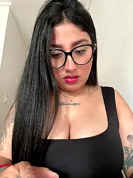 Snapshot of croftsmila chatting on December 21, 3:25 pm croftsmila online show from December 21, 3:25 pm