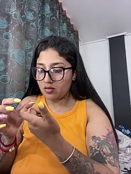 Snapshot of croftsmila chatting on March 3, 10:28 pm croftsmila online show from March 3, 10:28 pm