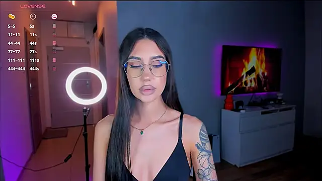 HannaHey online show from October 22, 12:59 pm