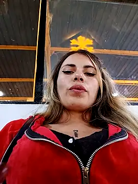 Snapshot of Misscata1106 chatting on November 18, 8:01 pm Misscata1106 online show from November 18, 8:01 pm