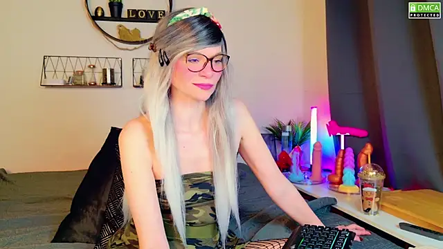 Kittychatte online show from March 16, 8:54 am