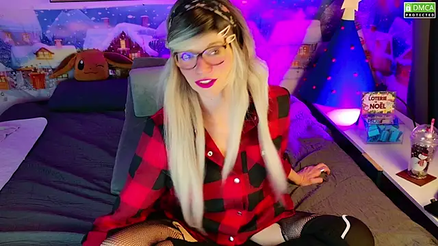 Kittychatte online show from December 4, 8:52 pm