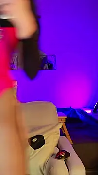 Kittychatte online show from March 19, 9:15 pm