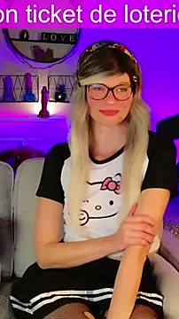 Kittychatte online show from May 4, 8:11 pm