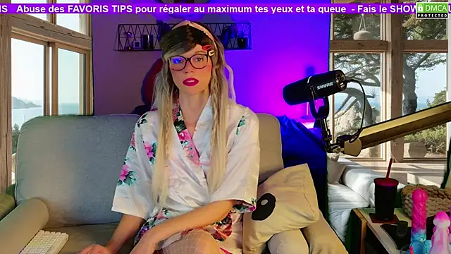 Kittychatte online show from November 9, 11:03 am