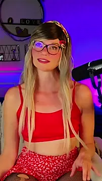 Kittychatte online show from June 18, 8:03 pm
