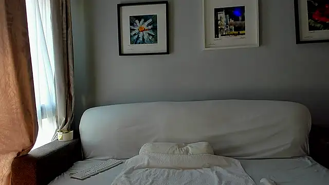 bellahot77 online show from October 5, 10:17 am