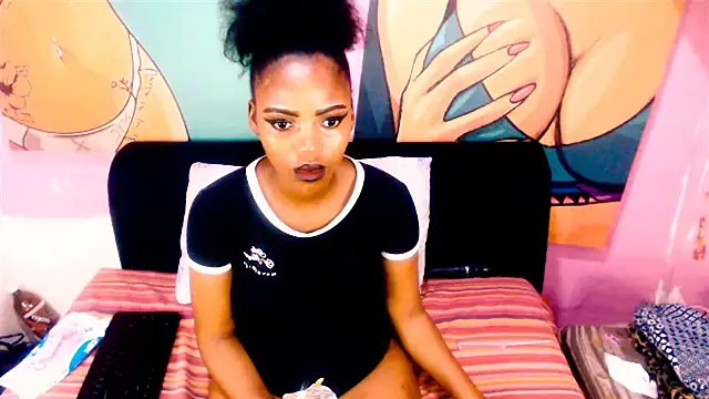 Snapshot of EroticDesiresxxx chatting on September 15, 5:13 pm EroticDesiresxxx online show from September 15, 5:13 pm