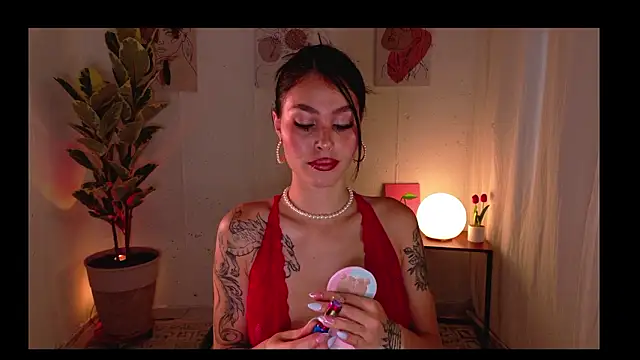 carolinerousev online show from March 16, 8:33 pm