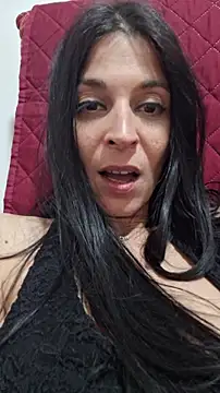 patatinahot87 online show from April 18, 7:07 pm