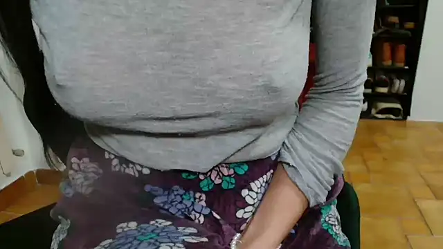 patatinahot87 online show from January 15, 4:54 pm