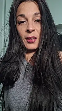 patatinahot87 online show from April 23, 2:51 pm