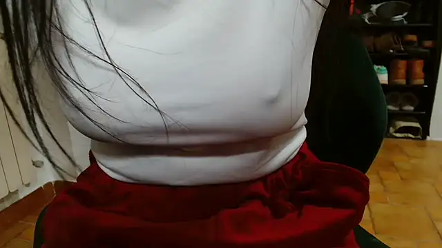 patatinahot87 online show from January 8, 4:57 pm