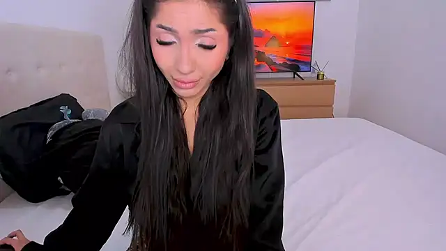 Your Girl69XXX online show from March 29, 8:54 pm