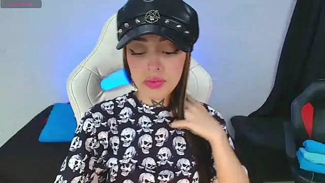 farichell online show from March 28, 10:11 pm