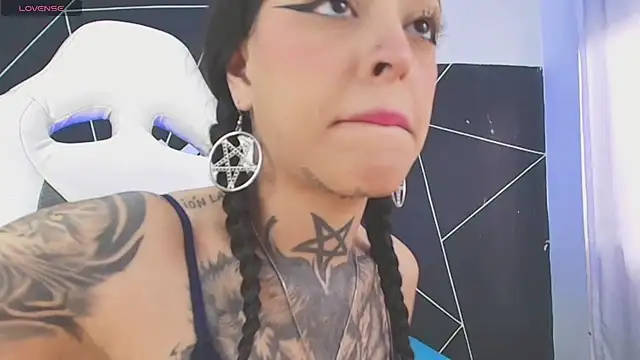 farichell online show from January 5, 8:34 pm