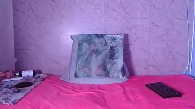 hannapasion online show from December 4, 4:44 am