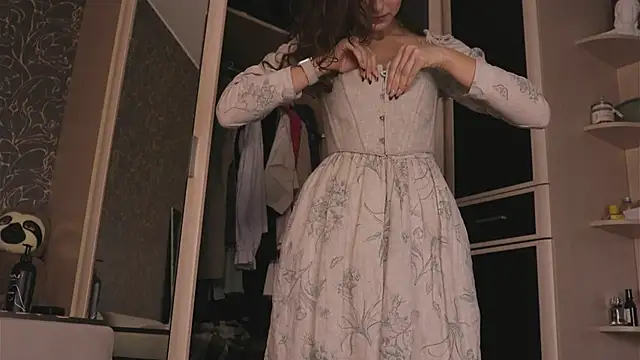 Snapshot of Chill_out_with_Salvia chatting on January 6, 4:23 pm Chill out with Salvia online show from January 6, 4:23 pm