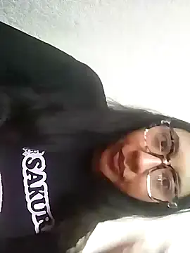 Snapshot of Umaru_uwu chatting on November 20, 7:03 pm Umaru uwu online show from November 20, 7:03 pm