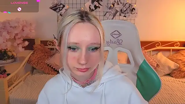 Katia Kim online show from February 17, 6:44 am