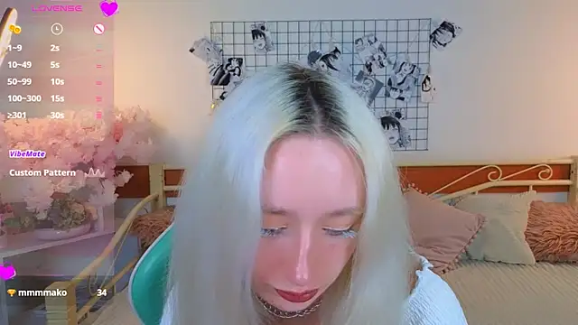 Katia Kim online show from April 14, 5:23 am