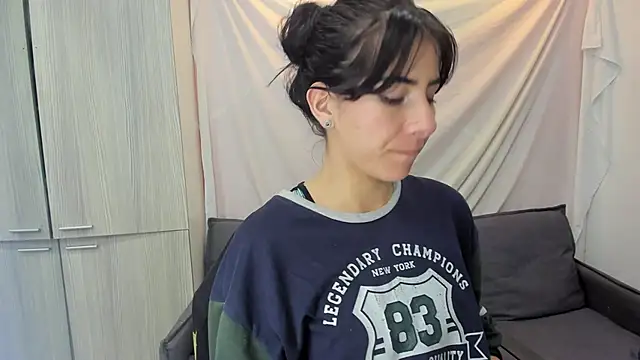 Mhelanny2 online show from September 28, 6:04 pm