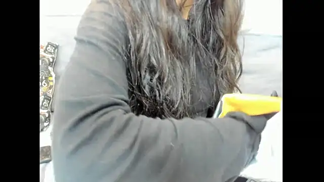 Mhelanny2 online show from January 9, 11:44 pm