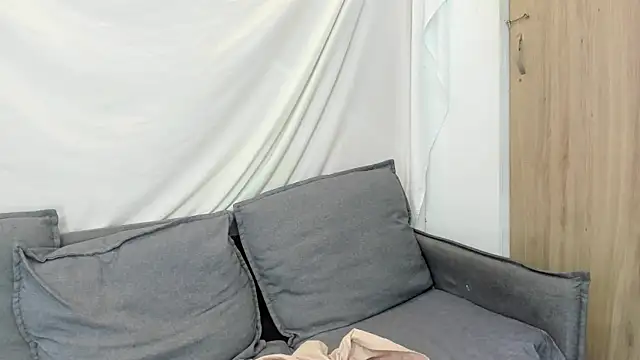 Mhelanny2 online show from September 28, 5:58 am