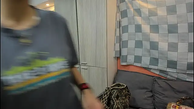 Mhelanny2 online show from November 17, 6:23 pm