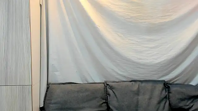 Mhelanny2 online show from March 25, 11:58 pm