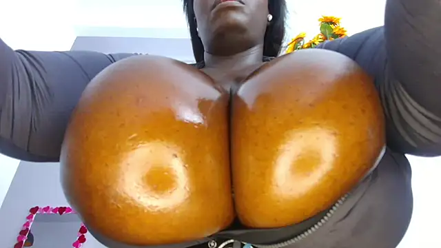 AnaSpencerx online show from April 12, 12:41 pm