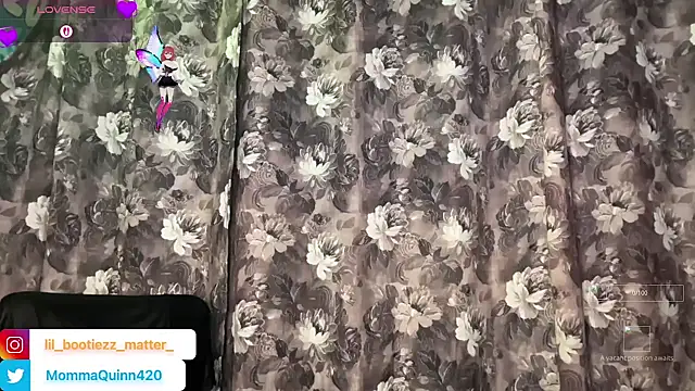 lil momma420 online show from December 3, 4:24 am