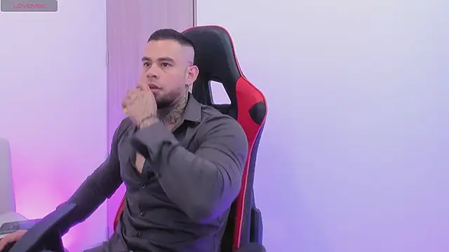 jeanpi01 online show from April 4, 3:46 am