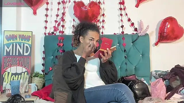 StefanyMiler online show from April 18, 3:42 am