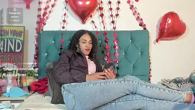 StefanyMiler online show from March 24, 9:20 am