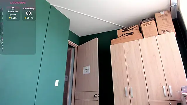 StefanyMiler online show from October 31, 6:26 pm