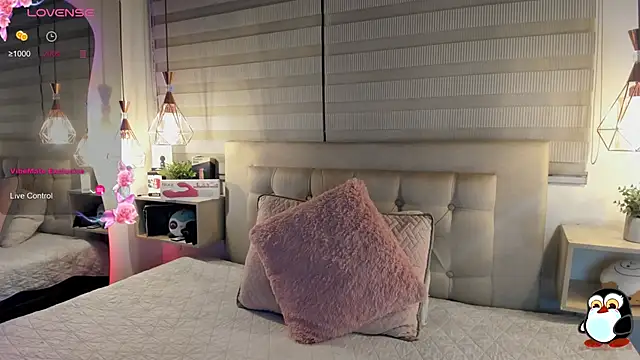 cristal  hot 1 online show from February 14, 5:07 am