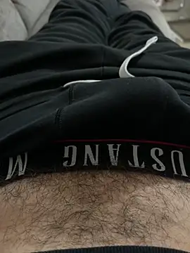 MoochedTape online show from November 1, 9:36 am