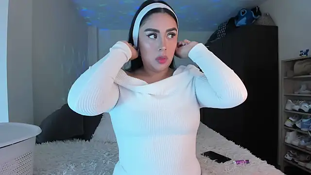 rosalie lust online show from March 7, 4:13 am