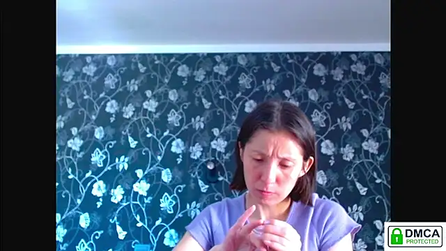 Snapshot of Sophi_Cute chatting on May 30, 7:25 am Sophi Cute online show from May 30, 7:25 am