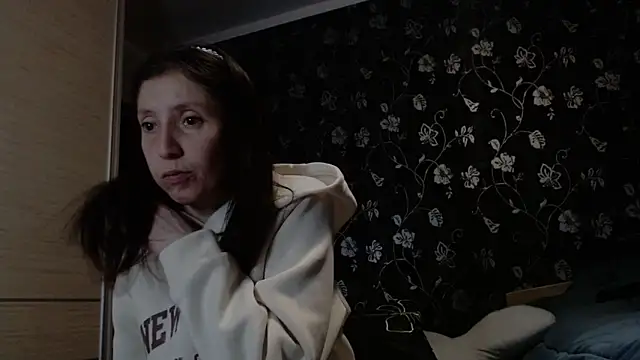 Sophi Cute online show from December 20, 1:47 pm