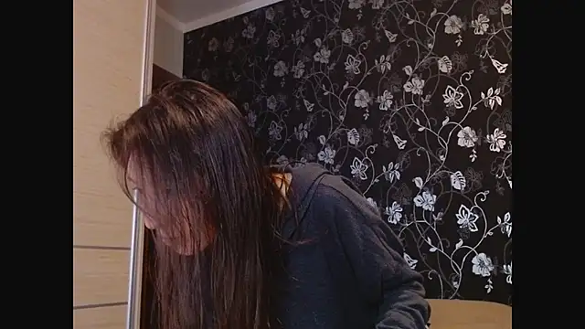 Sophi Cute online show from December 21, 9:55 am