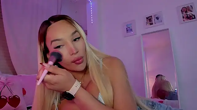  viioletweekend  online show from November 28, 8:42 pm