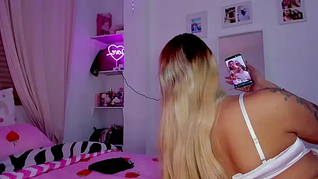  viioletweekend  online show from January 14, 6:22 pm