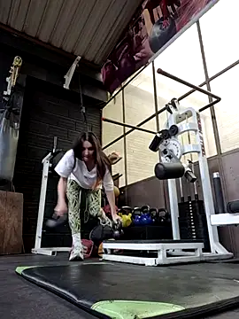 Sam Sara online show from April 19, 6:10 pm