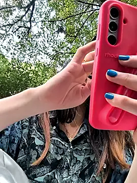 Snapshot of Sam_Sara chatting on November 11, 8:25 pm Sam Sara online show from November 11, 8:25 pm