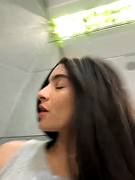 Snapshot of Sam_Sara chatting on November 10, 2:55 pm Sam Sara online show from November 10, 2:55 pm