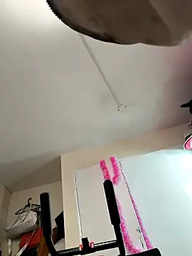 Snapshot of Sam_Sara chatting on November 15, 3:49 pm Sam Sara online show from November 15, 3:49 pm