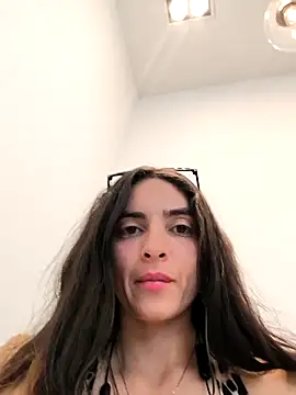 Snapshot of Sam_Sara chatting on October 30, 4:59 pm Sam Sara online show from October 30, 4:59 pm