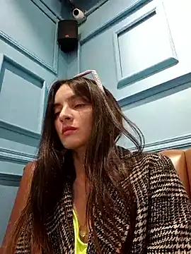 Sam Sara online show from April 18, 4:53 pm